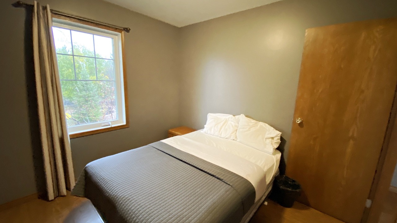 Photo of Bedroom in Falcon Lake