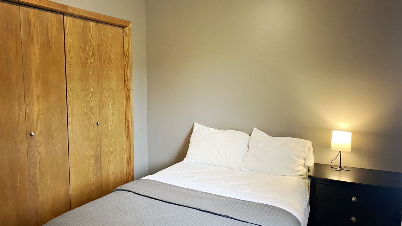 Photo of Bedroom in Falcon Lake