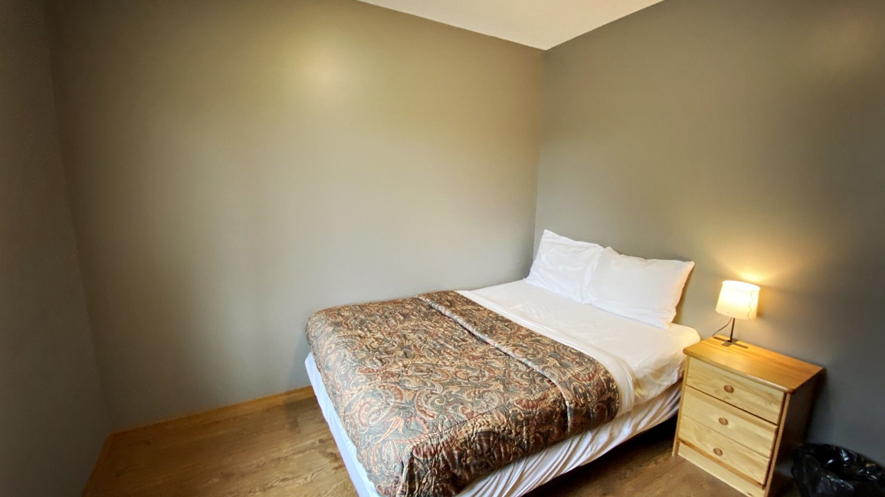 Photo of Bedroom in Falcon Lake