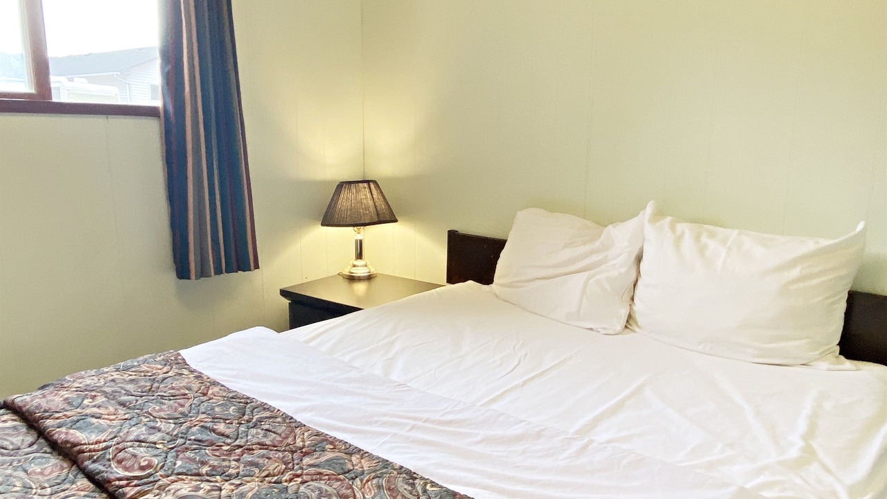Photo of Bedroom in Falcon Lake