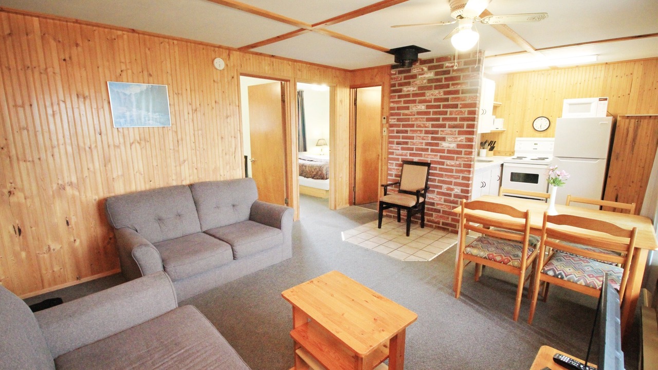 Photo of Livingroom in Falcon Lake