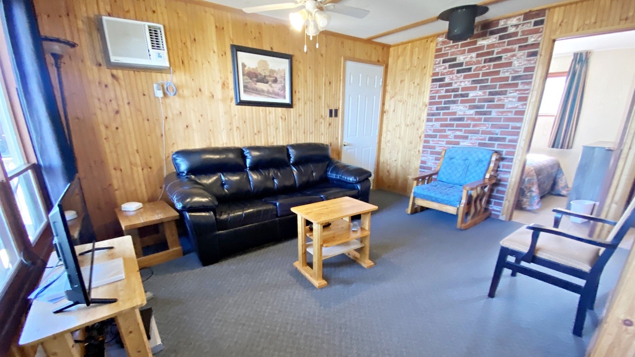 Photo of Livingroom in Falcon Lake