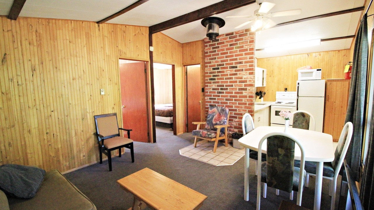 Photo of Livingroom in Falcon Lake