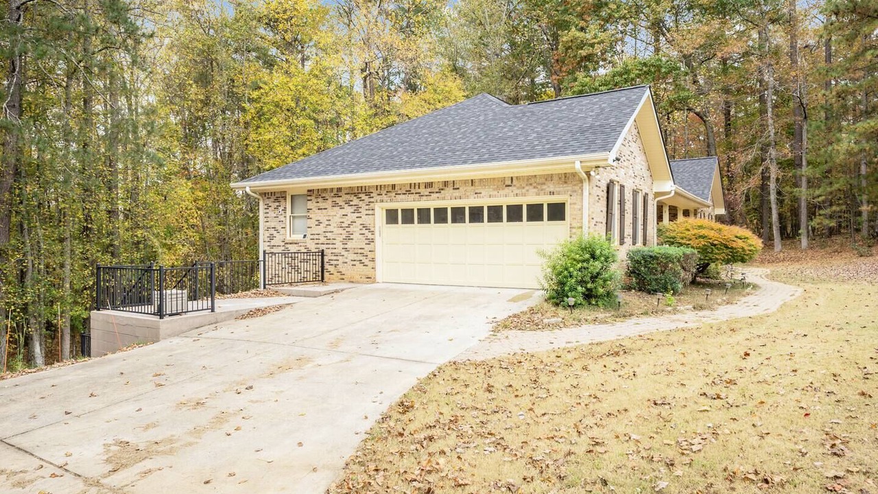 Photo of Outdoor in Fayetteville