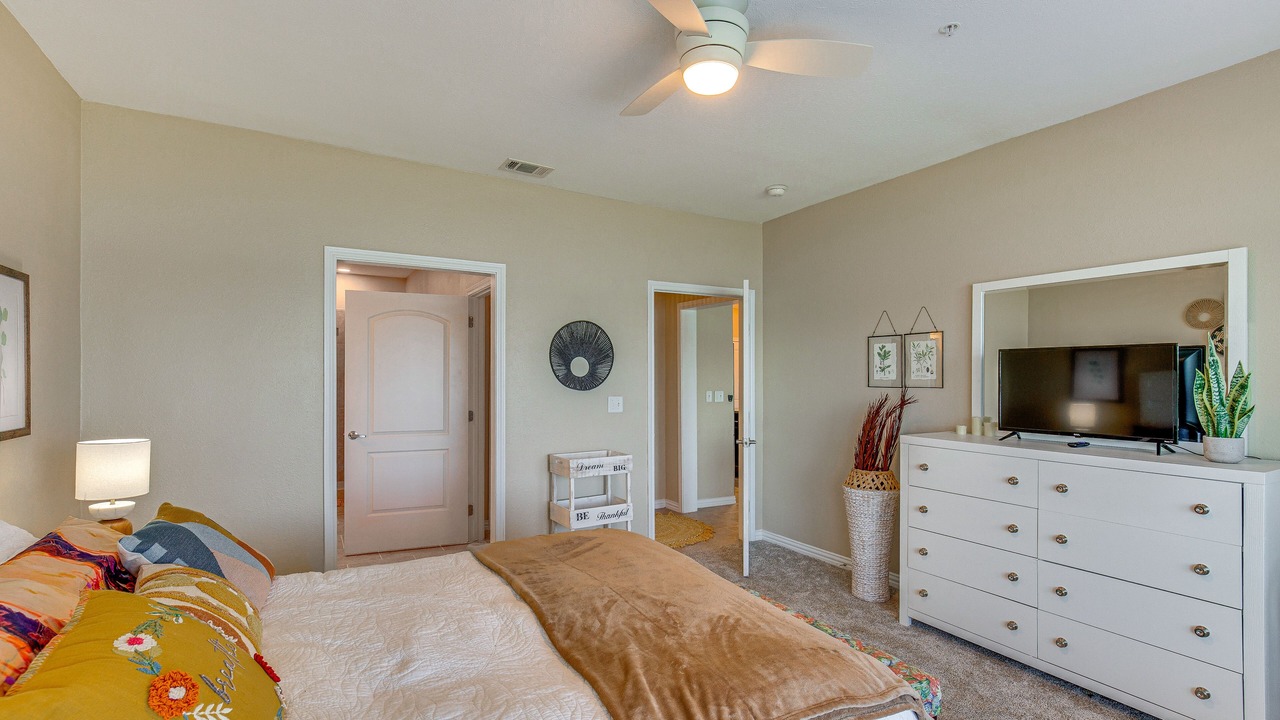 Photo of Bedroom in Eureka