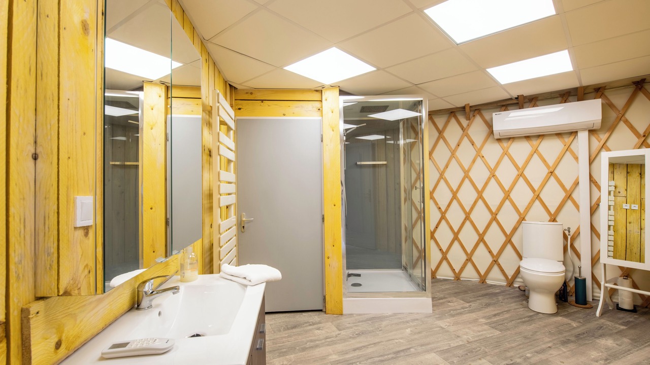 Photo of Bathroom in Jumieges