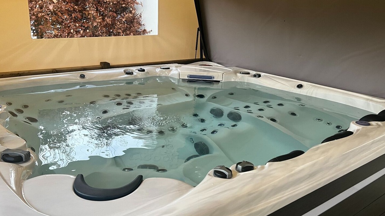 Photo of Patio Balcony in Jumieges