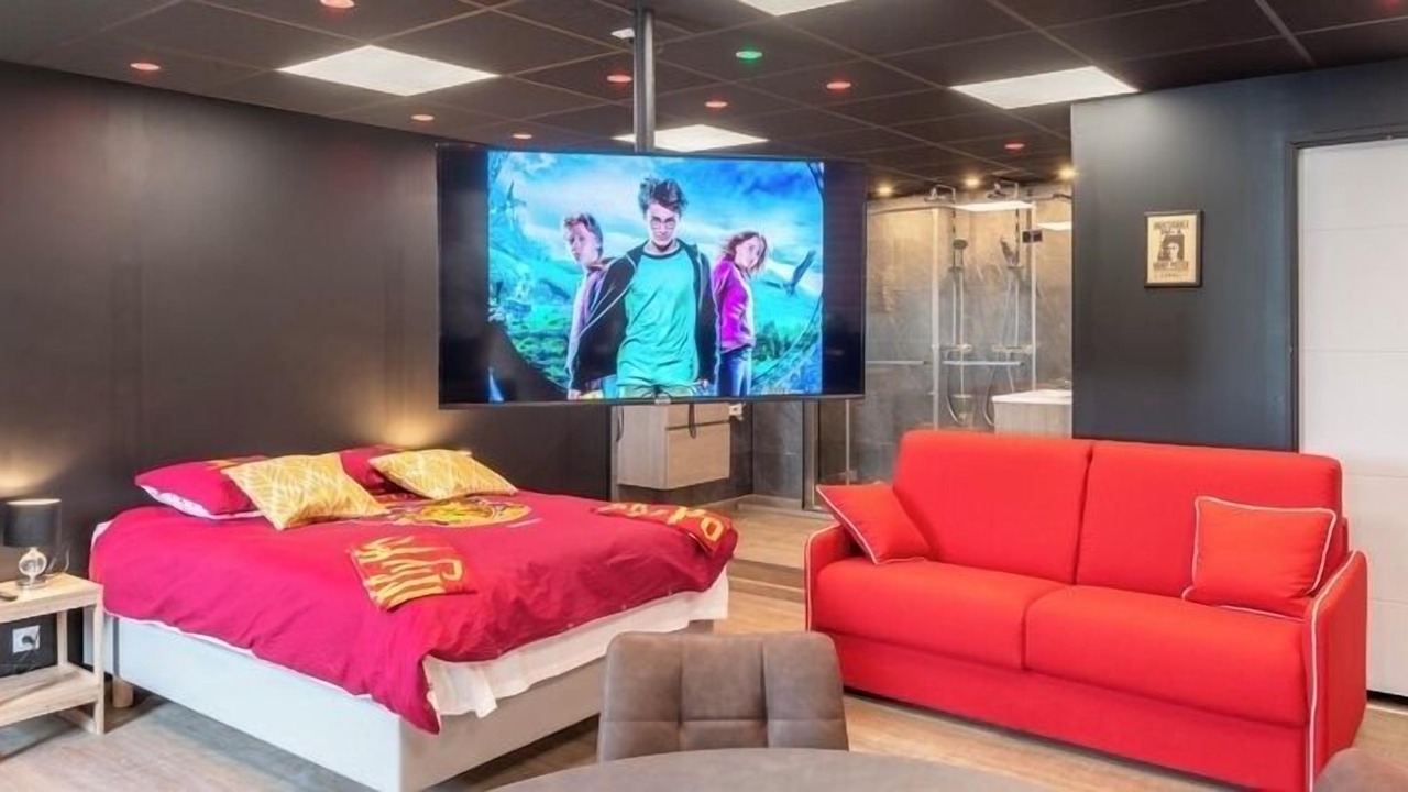 Photo of Bedroom in Jumieges