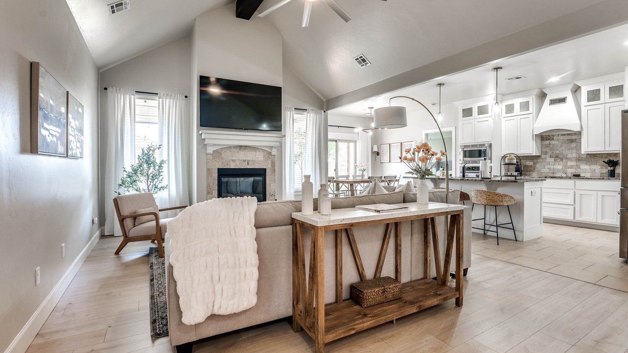 Photo of Livingroom in Oklahoma City