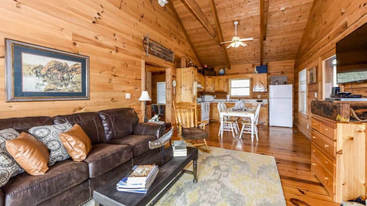 Photo of Livingroom in Townsend