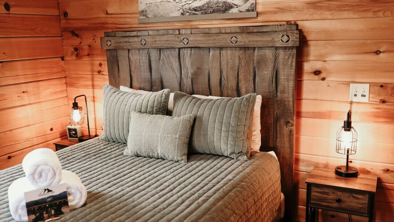 Photo of Bedroom in Townsend