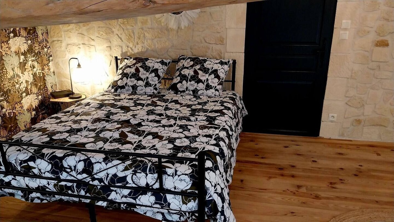 Photo of Bedroom in Burie