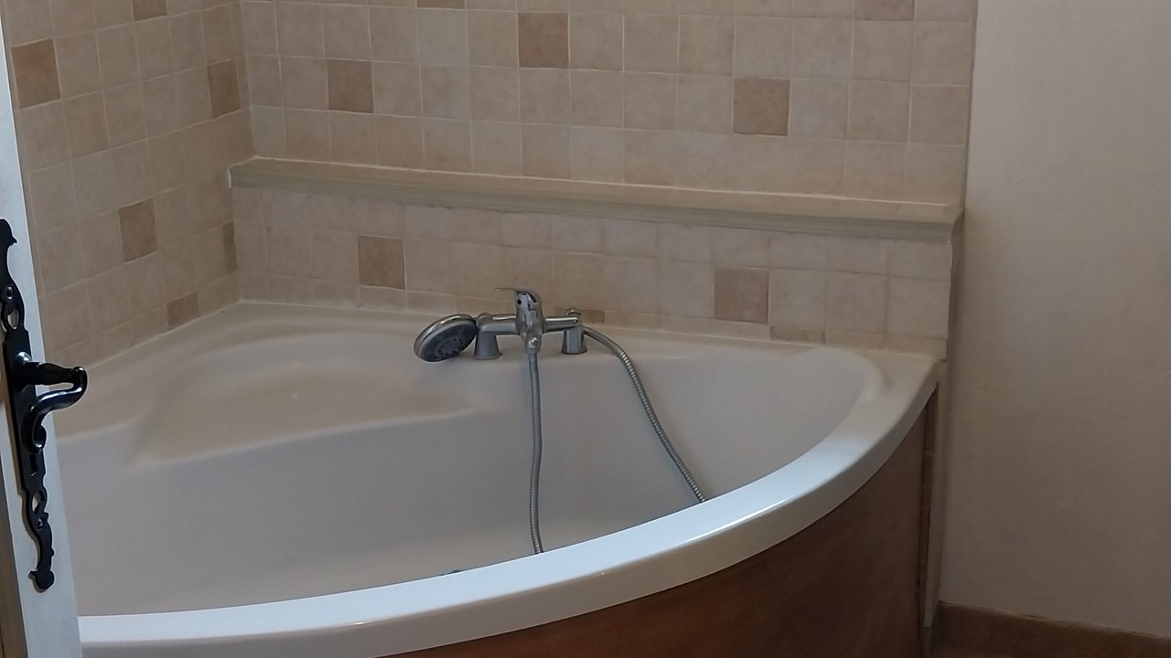 Photo of Bathroom in Burie
