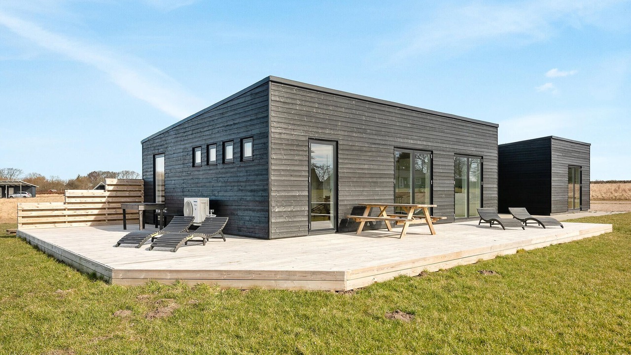 Photo of Others in Arø