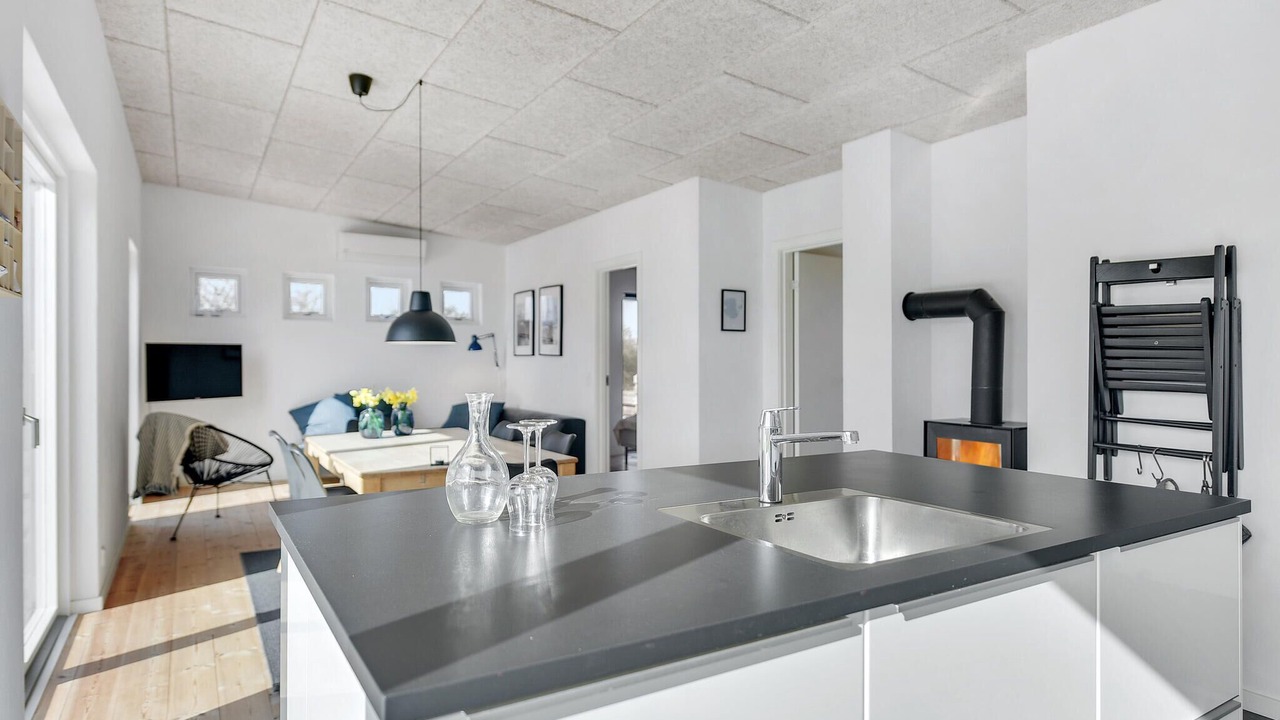 Photo of Others in Arø