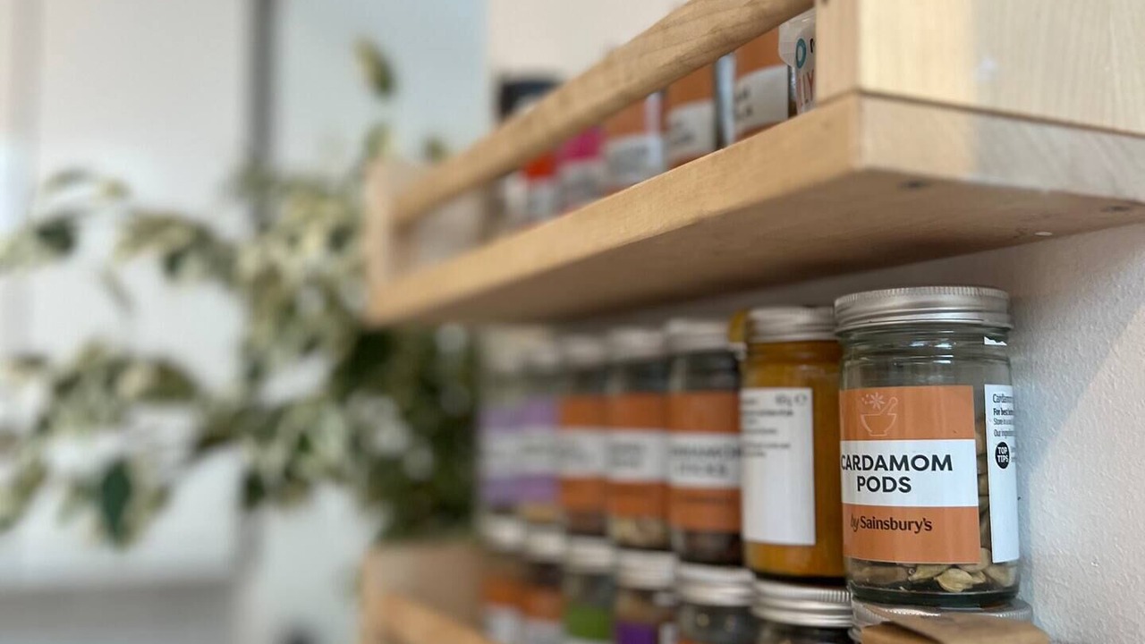 Photo of Others in Seven Sisters