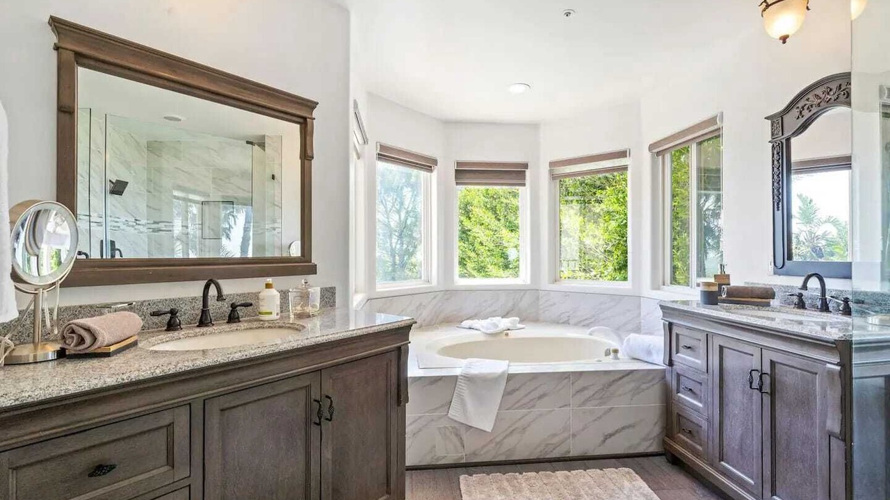 Photo of Bathroom in Malibu
