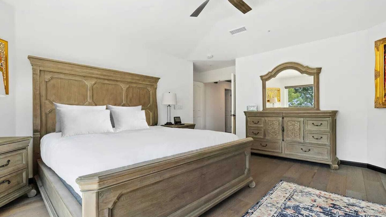 Photo of Bedroom in Malibu