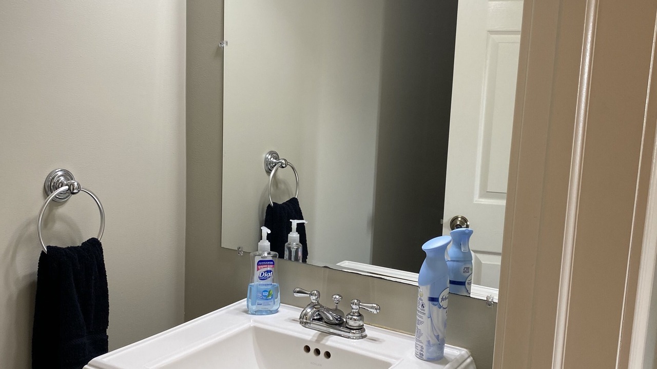 Photo of Bathroom in Russell