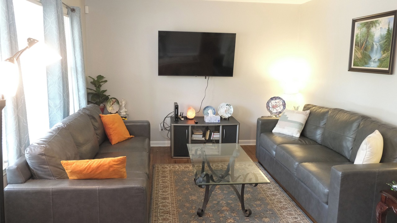 Photo of Livingroom in Griffin