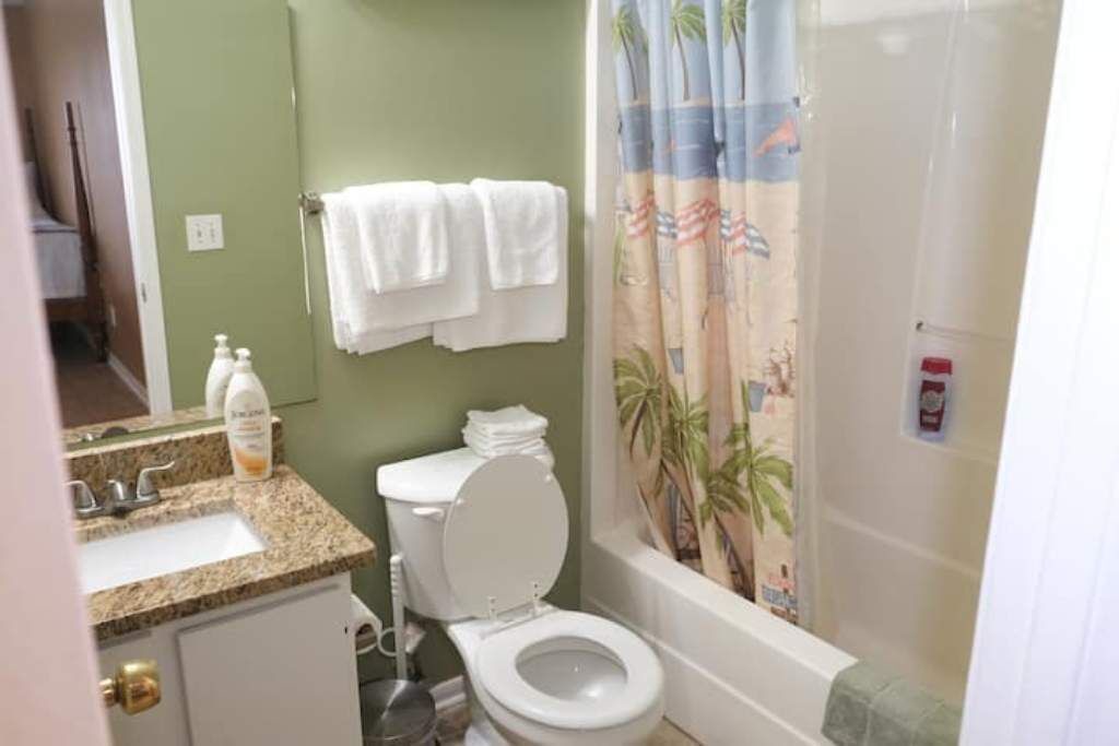 Photo of Bathroom in Griffin