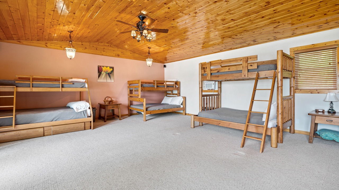 Photo of Bedroom in Reed City