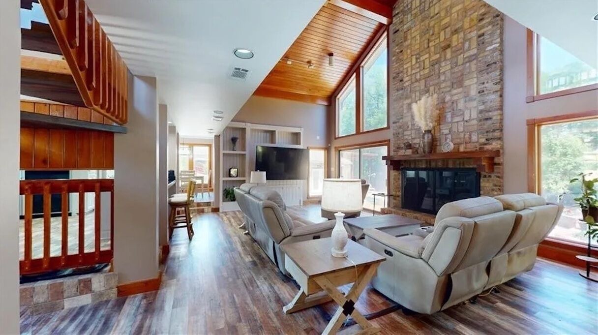 Photo of Livingroom in Springfield