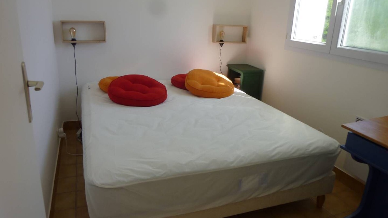 Photo of Bedroom in Kervoyal