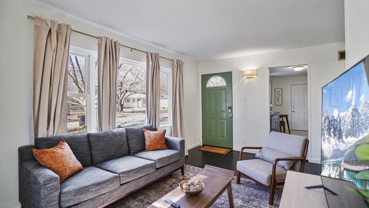Photo of Livingroom in Topeka