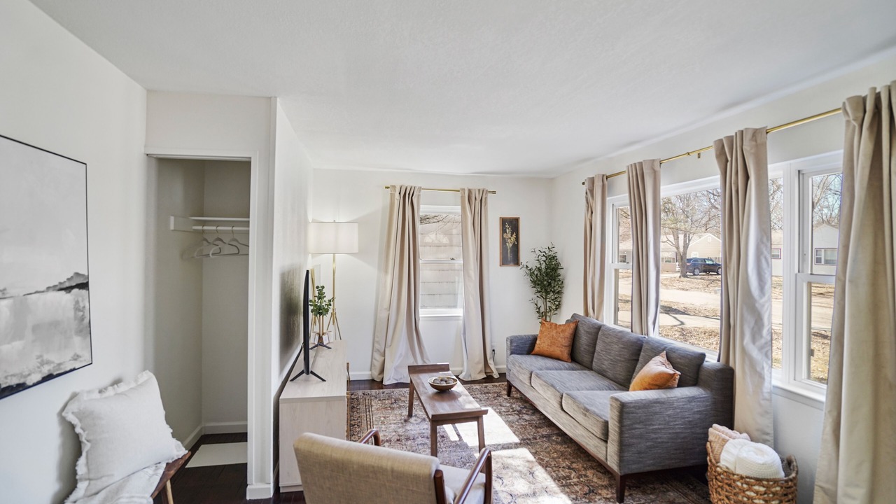 Photo of Livingroom in Topeka