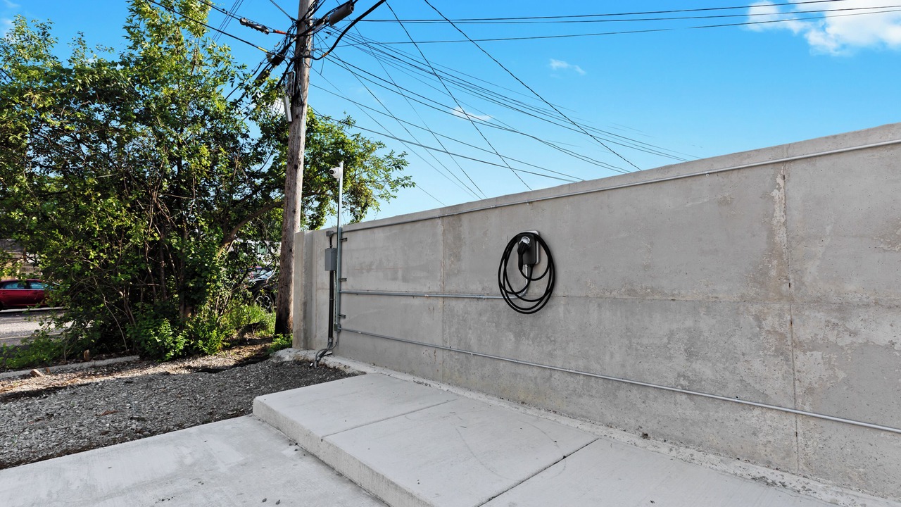 Photo of Outdoor in Royal Oak