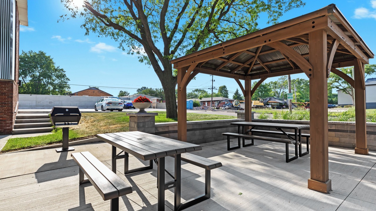 Photo of Outdoor in Royal Oak