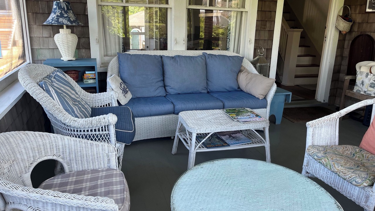 Photo of Livingroom in Avon