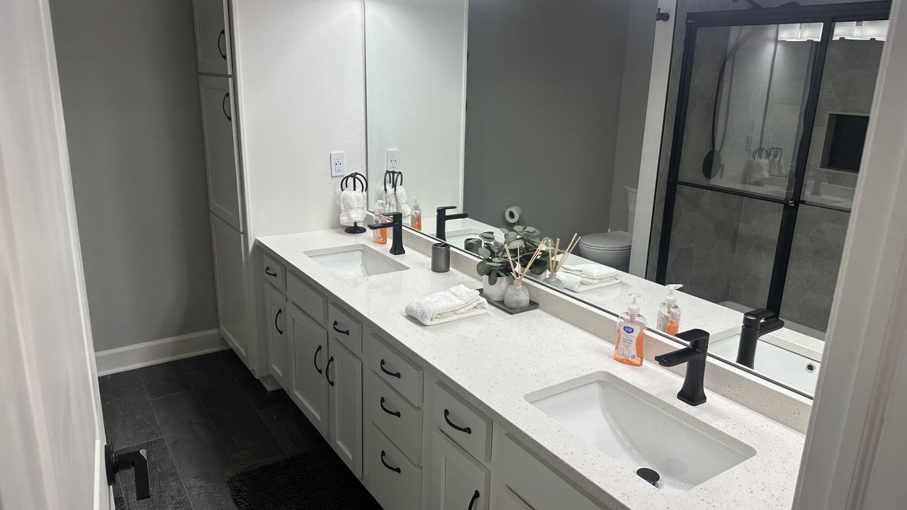 Photo of Bathroom in Ellicottville