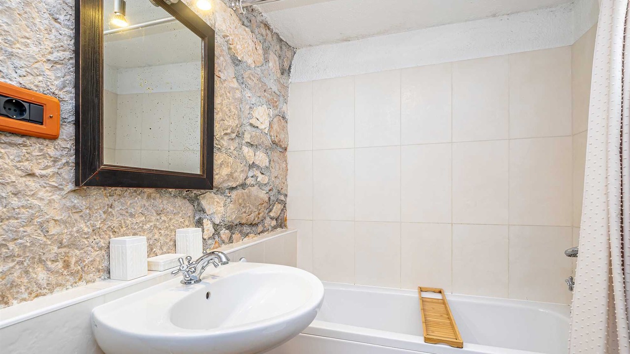 Photo of Bathroom in Sveti Vid Dobrinjski