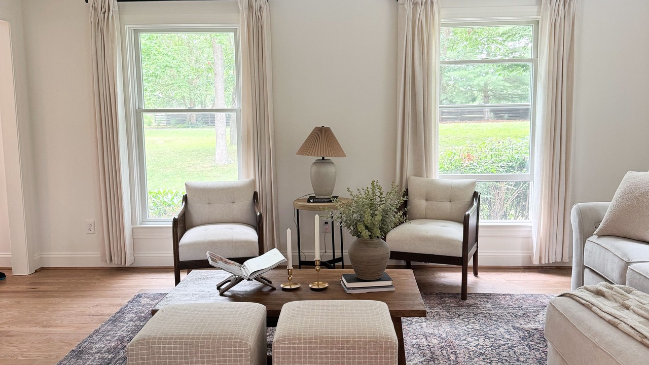 Photo of Livingroom in Church Hill