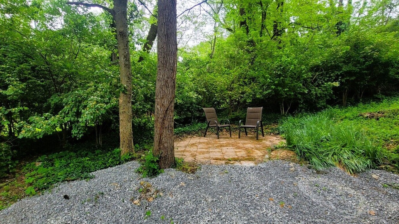 Photo of Others in Donelson Hills
