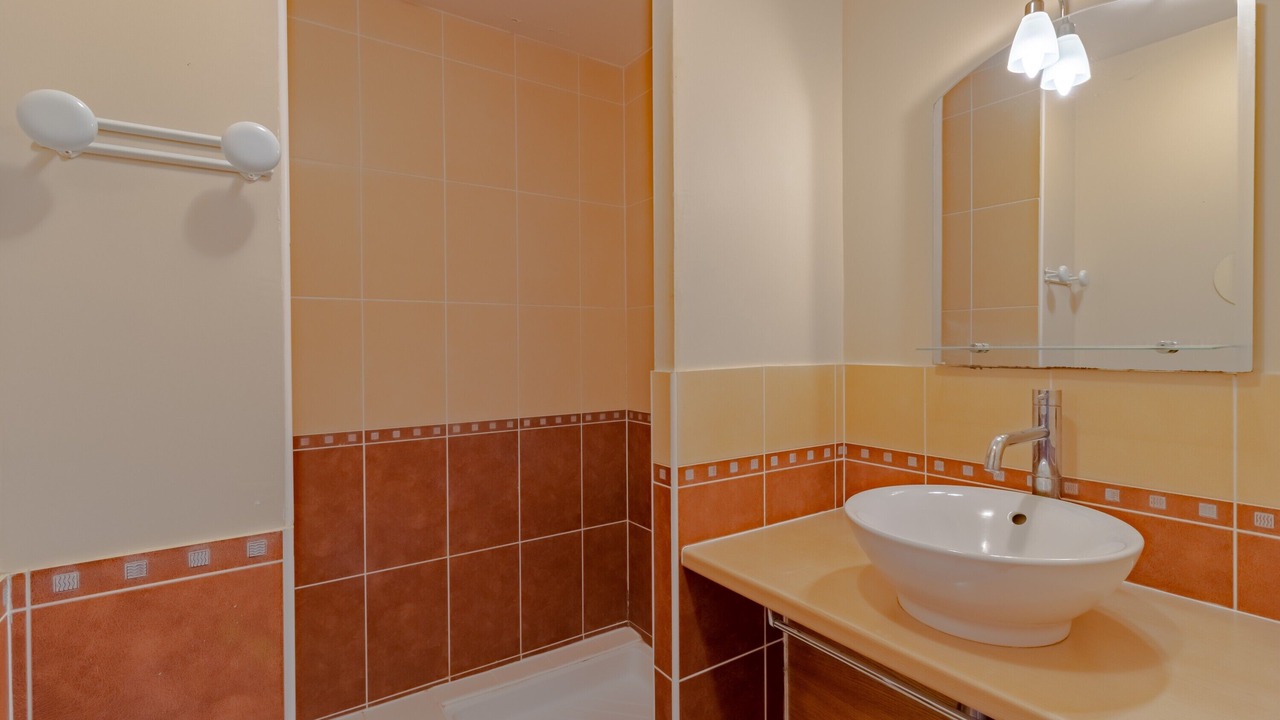 Photo of Bathroom in Paulin