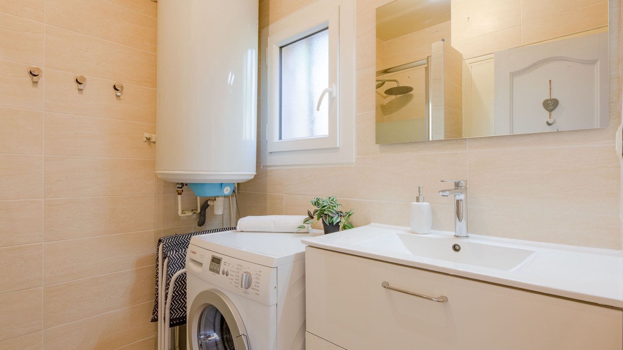 Photo of Bathroom in Plage de la Garonnette