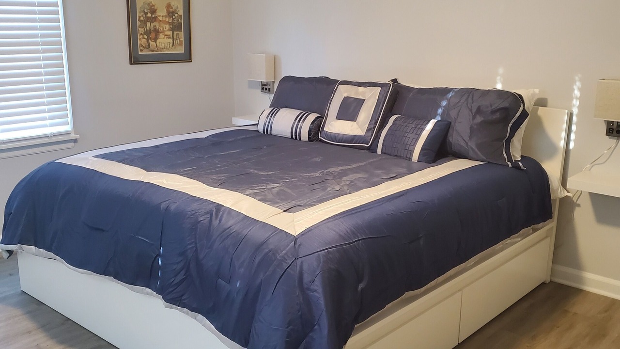 Photo of Bedroom in Detroit