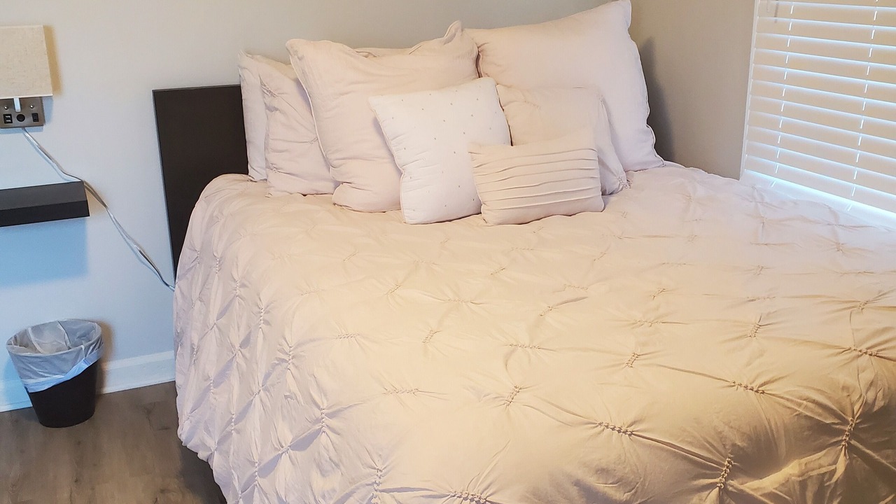 Photo of Bedroom in Detroit