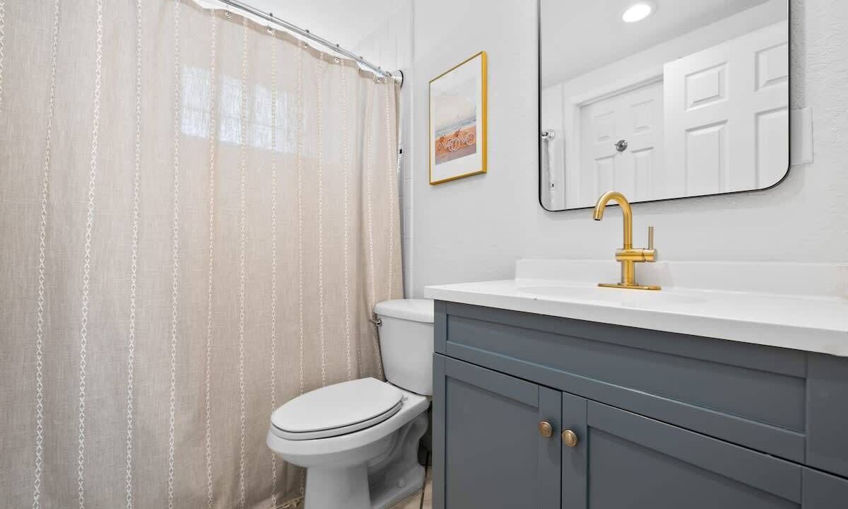 Photo of Bathroom in Palma Sola
