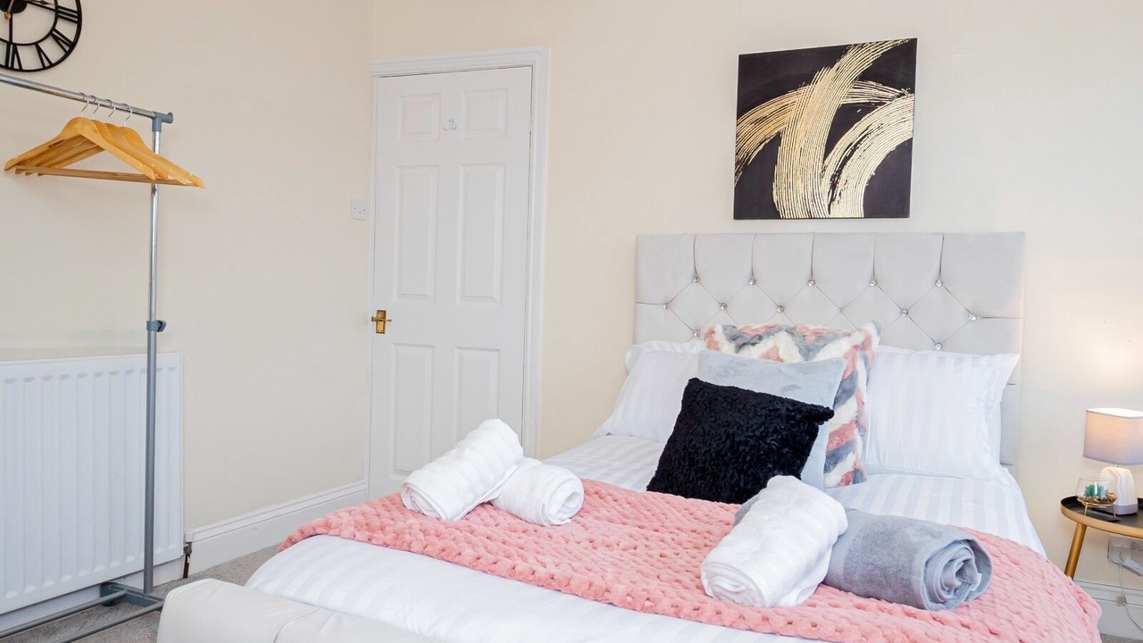 Photo of Bedroom in Marston Green