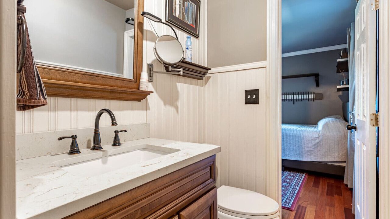 Photo of Bathroom in Campbell Hall