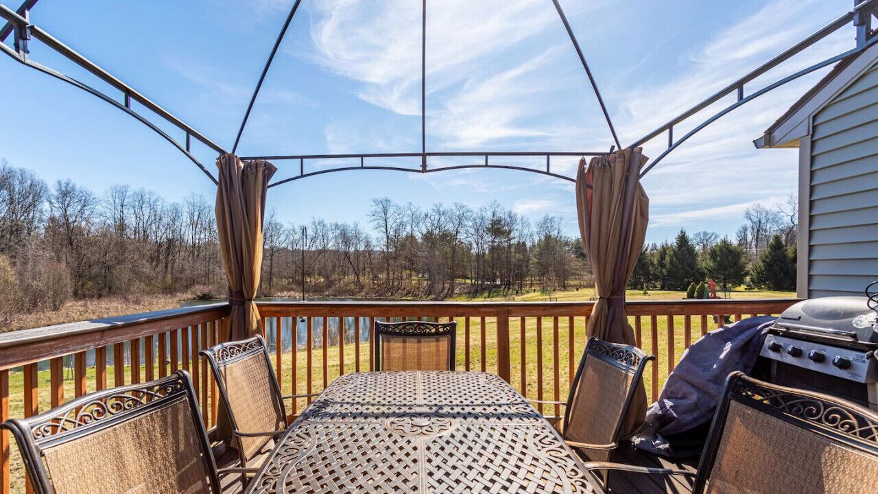 Photo of Outdoor in Campbell Hall