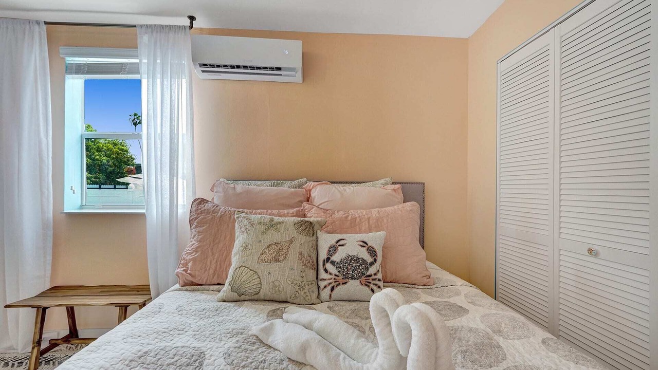 Photo of Bedroom in West Little River