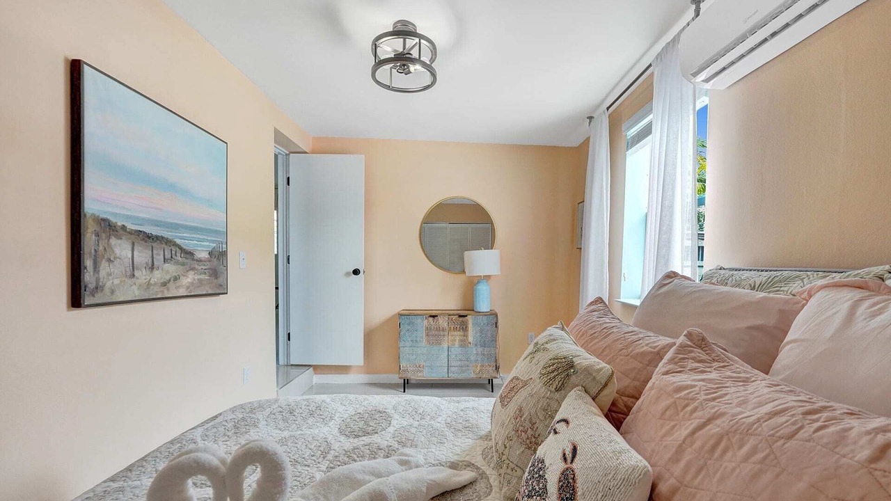 Photo of Bedroom in West Little River