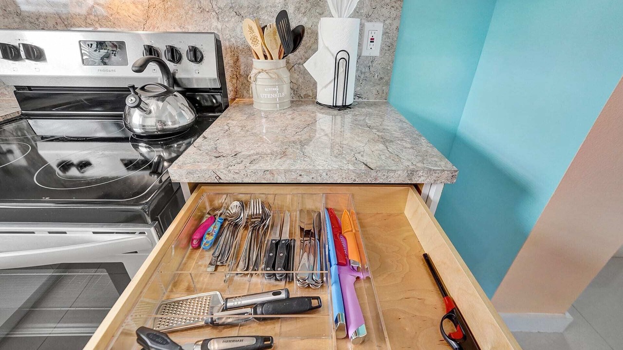 Photo of Kitchen in West Little River