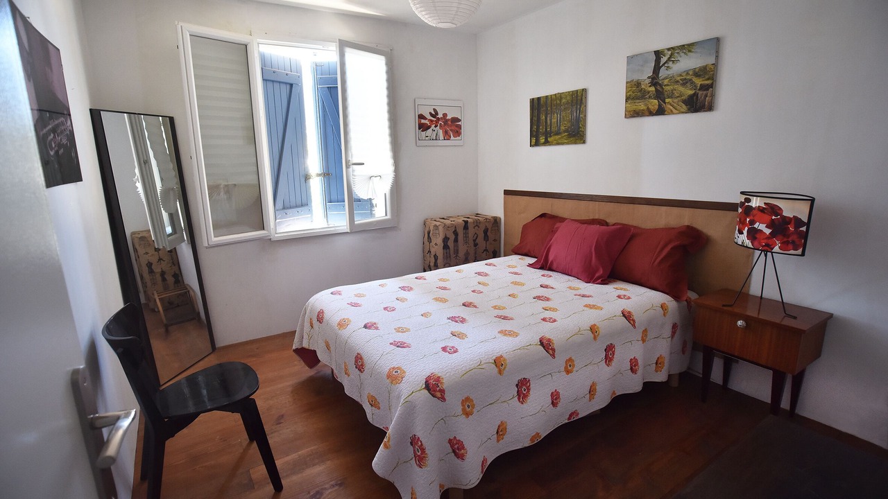 Photo of Bedroom in Lezignan-Corbieres
