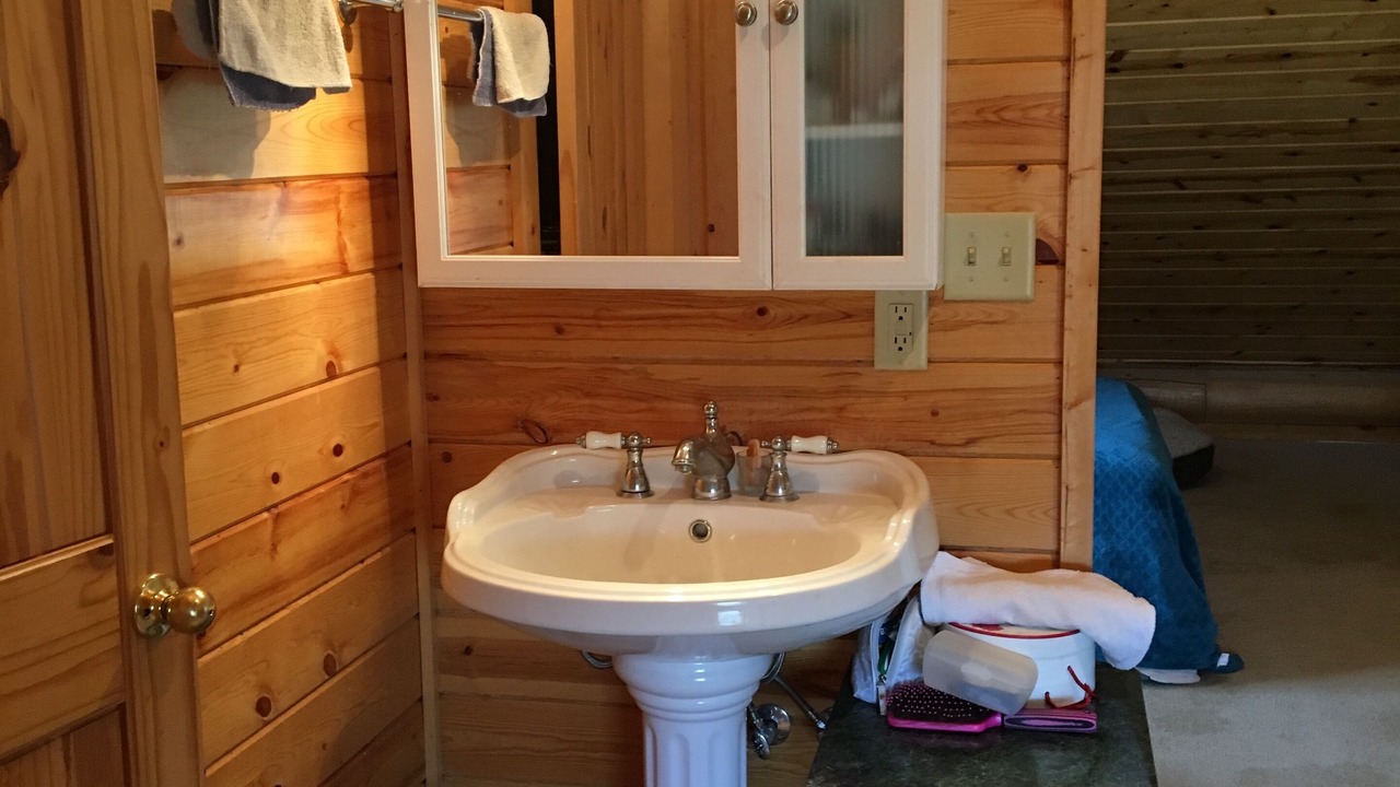 Photo of Bathroom in Mammoth Creek